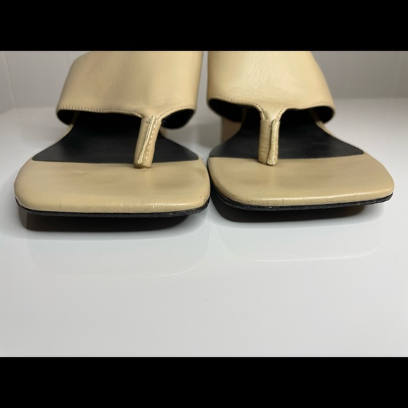 Zara Women Heeled Leather Square Toe Thong Sandals Beige/Nude Size 7 US 38 Euro - Picture 13 of 14